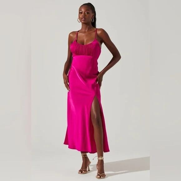 ASTR Pink Ruched Bust Slit Midi Dress Size XS - Picture 1 of 6
